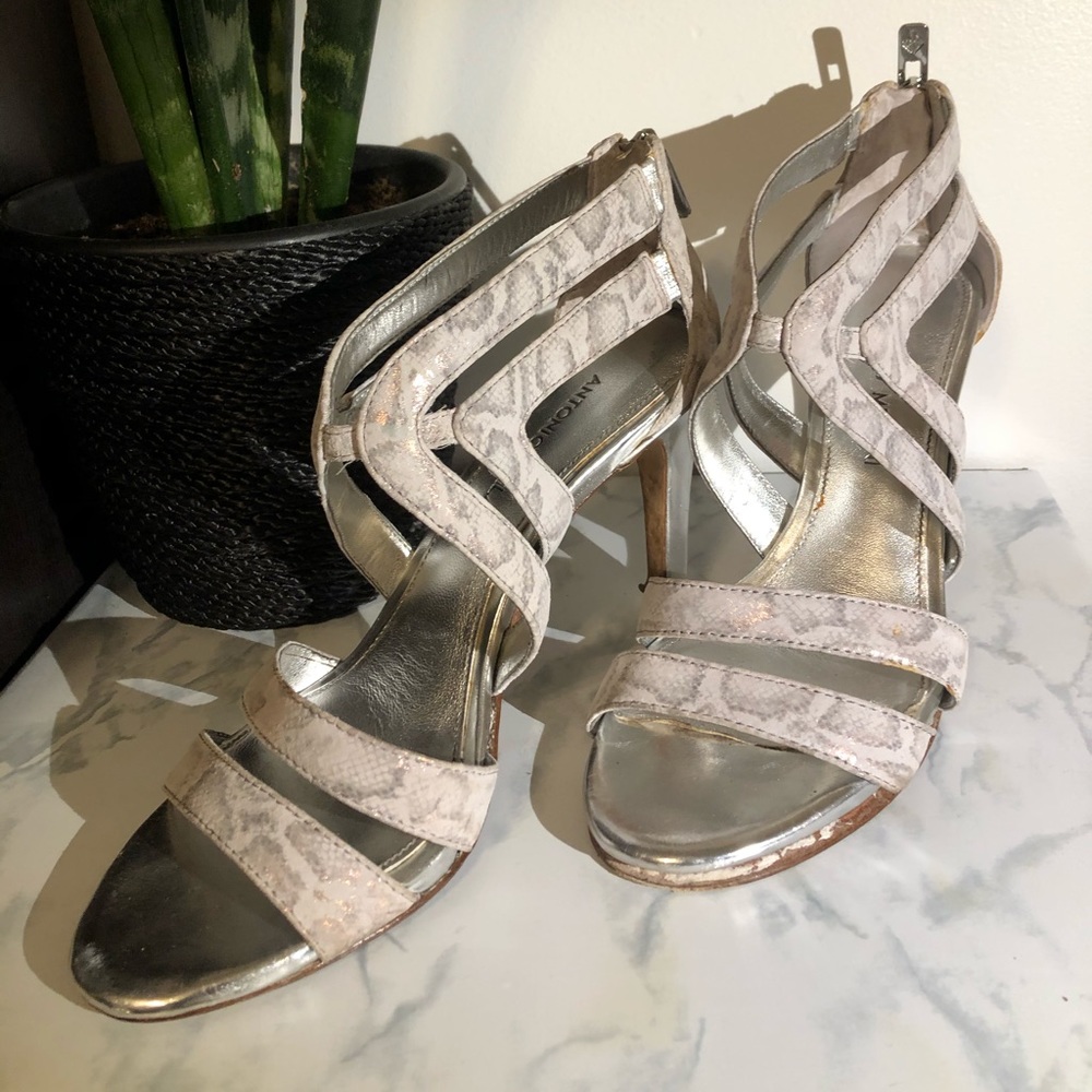 Antonio Melani silver snakeskin heels